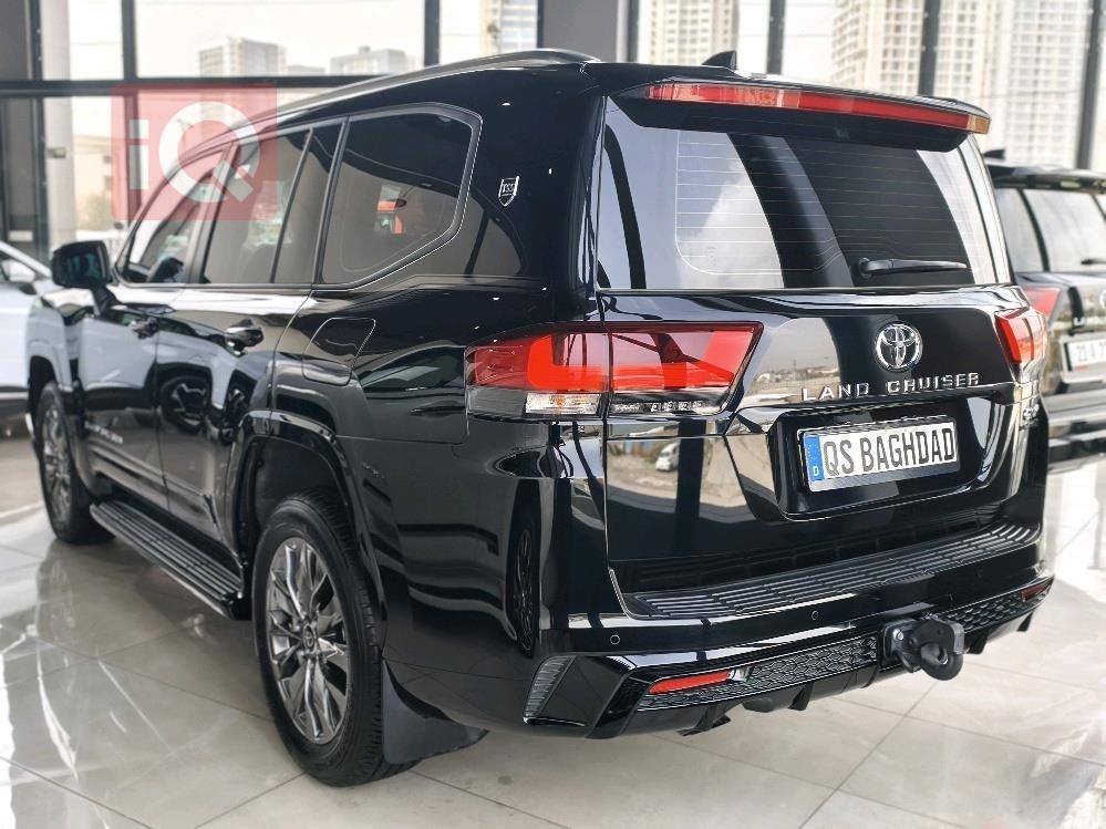 تويوتا لاندكروزر